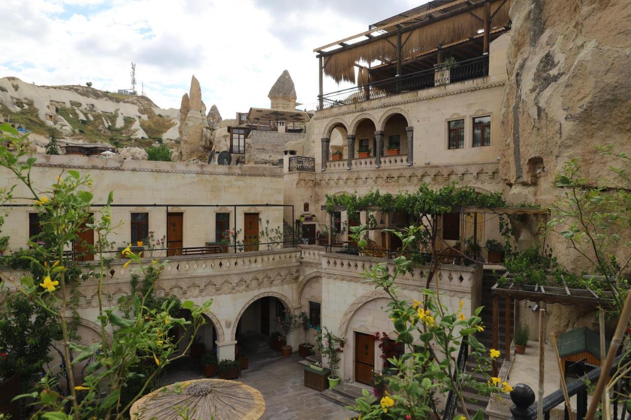 Отель Roma Cave