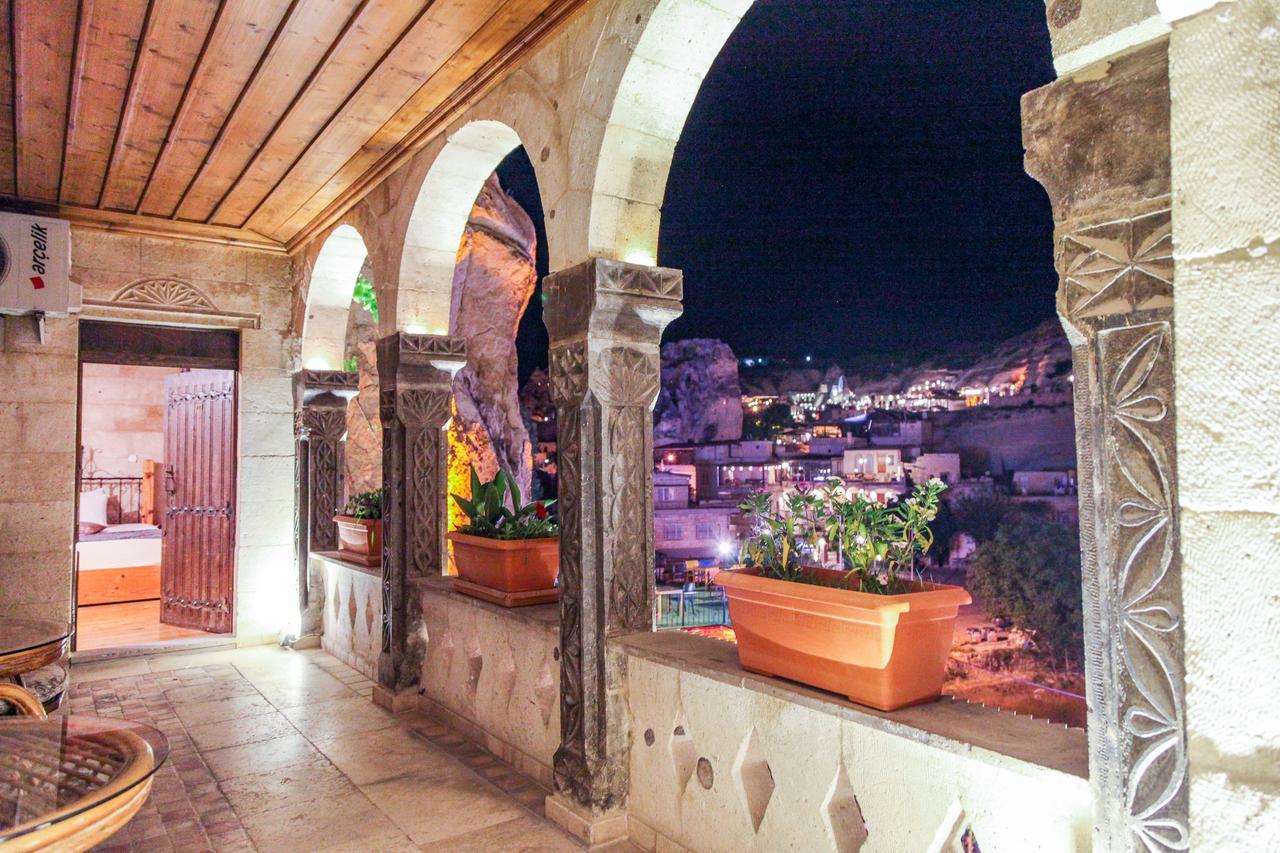 Roma Cave 4*